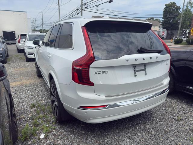 Photo of 2023 Crystal White Volvo XC90 Recharge Plug-In Hybrid