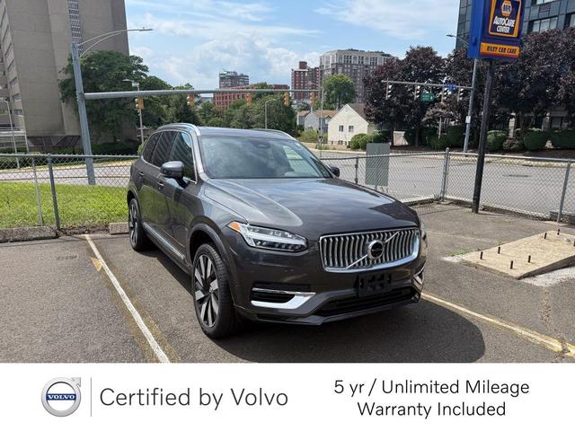 Photo of 2024 Platinum Gray Volvo XC90 Recharge Plug-In Hybrid