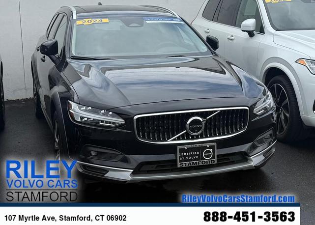 2024 Volvo V90 Cross Country