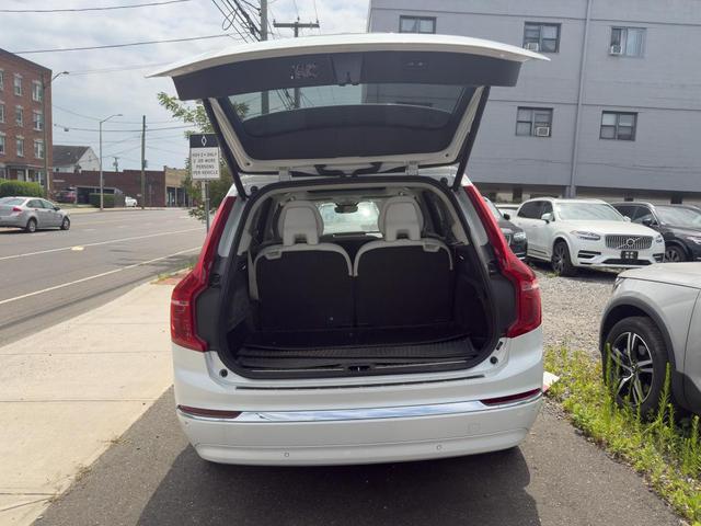 Photo of 2023 Crystal White Volvo XC90 Recharge Plug-In Hybrid
