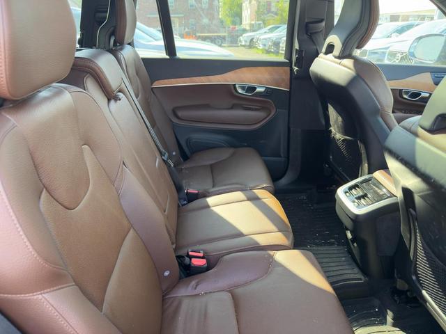 Photo of 2022 Denim Blue Volvo XC90
