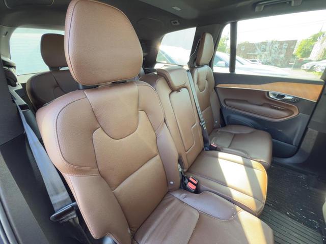 Photo of 2022 Denim Blue Volvo XC90