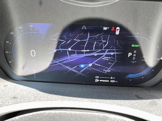 Photo of 2024 Onyx Black Volvo XC90 Recharge Plug-In Hybrid