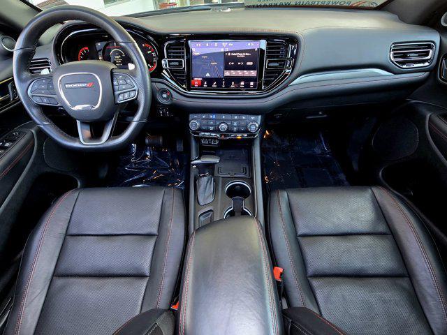 Photo of 2024 DB Black Crystal Clearcoat Dodge Durango