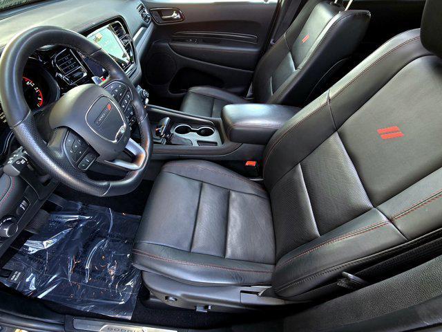 Photo of 2024 DB Black Crystal Clearcoat Dodge Durango