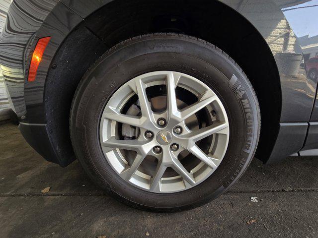 Photo of 2023 Iron Gray Metallic Chevrolet Equinox