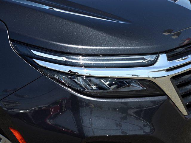 Photo of 2023 Iron Gray Metallic Chevrolet Equinox