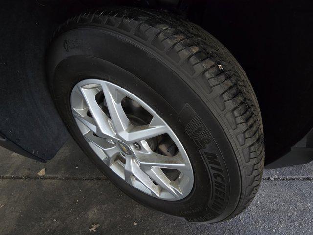 Photo of 2023 Iron Gray Metallic Chevrolet Equinox