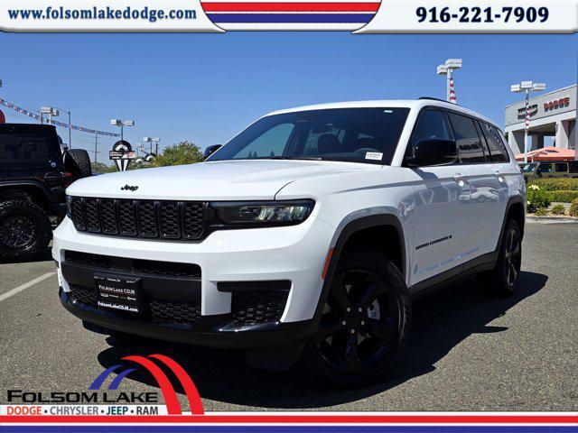Photo of 2025 Bright White Clearcoat Jeep Grand Cherokee L