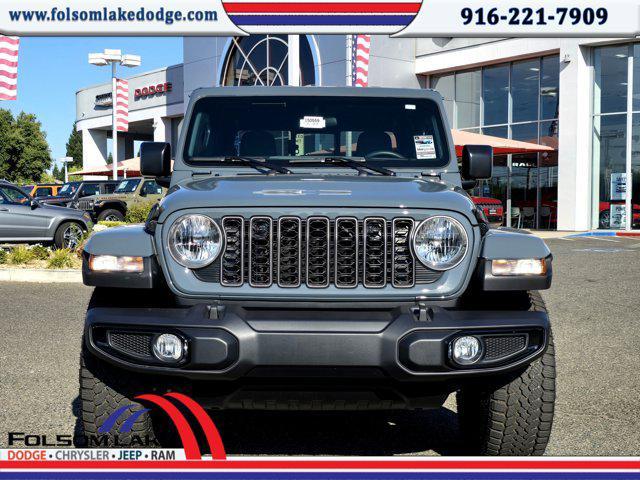 Photo of 2025 Anvil Clearcoat Jeep Gladiator