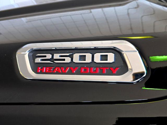 Photo of 2025 Diamond Black Crystal Pearlcoat RAM 2500