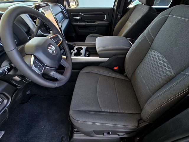 Photo of 2025 Diamond Black Crystal Pearlcoat RAM 2500