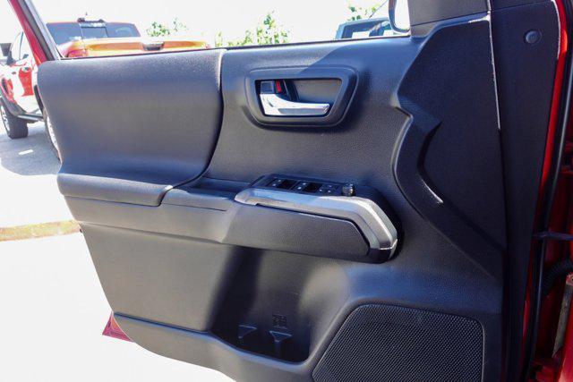 Photo of 2019 Barcelona Red Metallic Toyota Tacoma