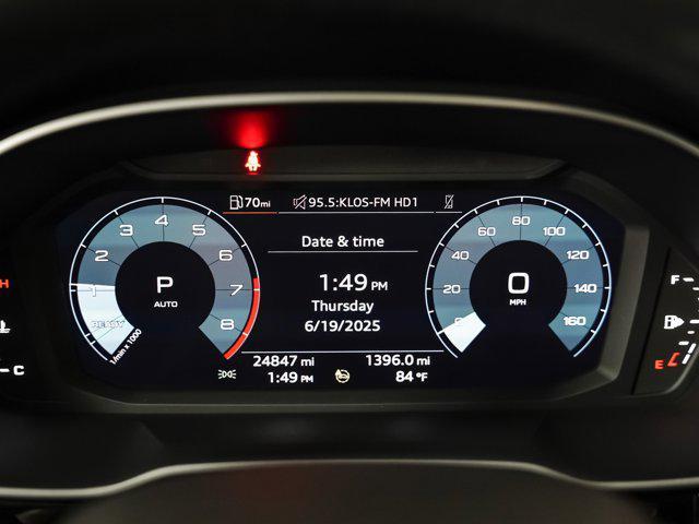 Photo of 2022 Mythos Black Metallic Audi Q3