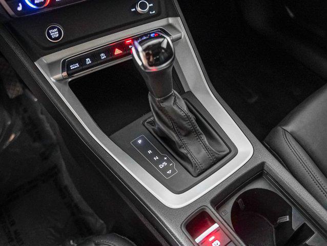 Photo of 2022 Mythos Black Metallic Audi Q3