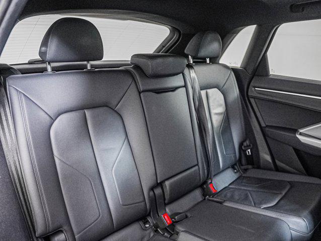Photo of 2022 Mythos Black Metallic Audi Q3