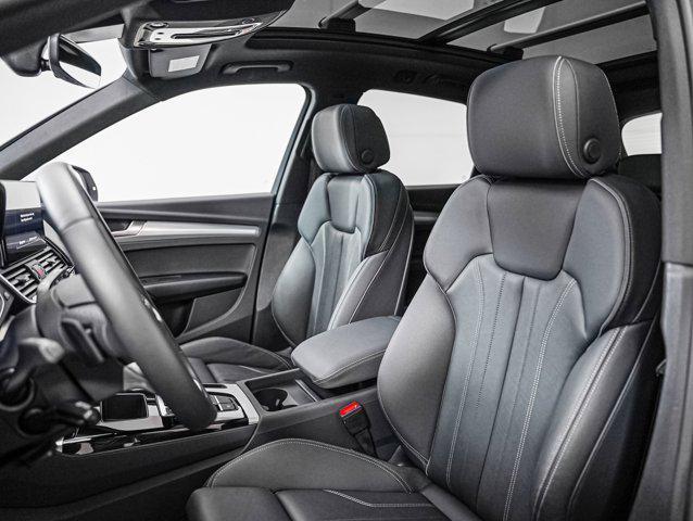 Photo of 2025 Glacier White Metallic Audi Q5
