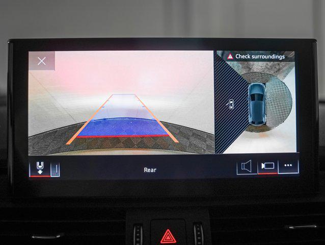 Photo of 2025 Daytona Gray Pearl Effect Audi Q5