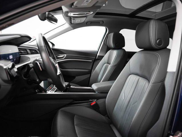 Photo of 2021 Navarra Blue Audi e-tron