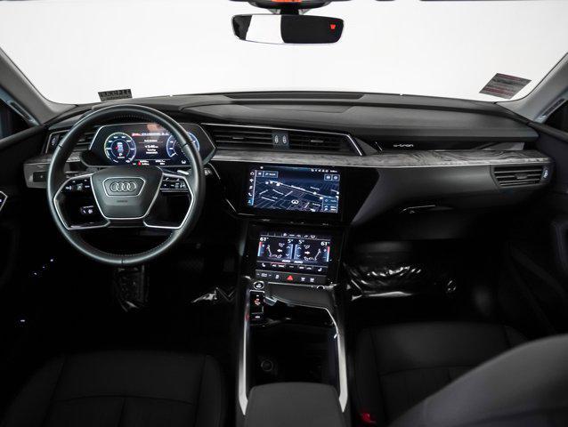 Photo of 2021 Navarra Blue Audi e-tron