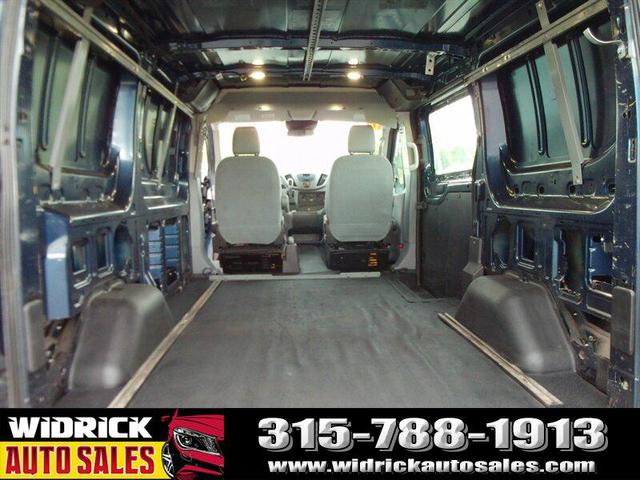Photo of 2017 Blue Jeans Ford Transit-250