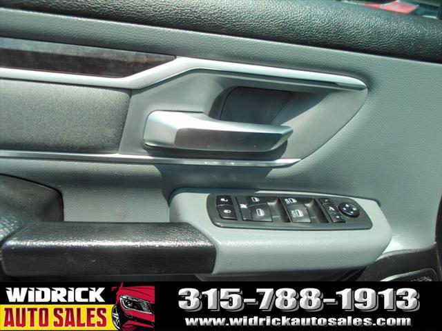 Photo of 2021 Delmonico Red Pearl Coat RAM 1500