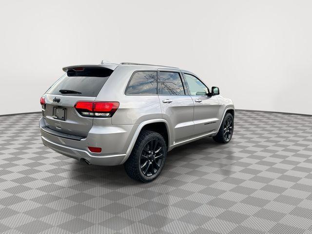 Photo of 2017 Billet Silver Metallic Clearcoat Jeep Grand Cherokee