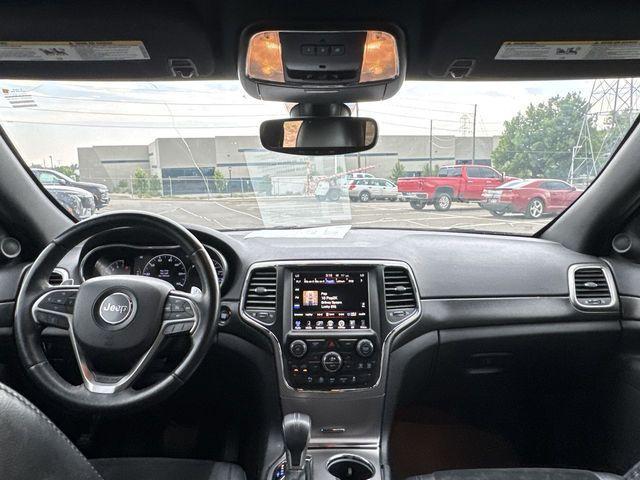 Photo of 2017 Billet Silver Metallic Clearcoat Jeep Grand Cherokee