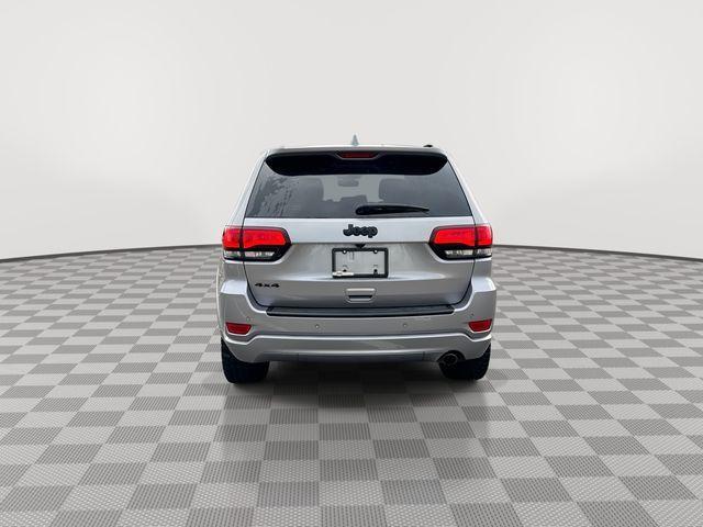 Photo of 2017 Billet Silver Metallic Clearcoat Jeep Grand Cherokee