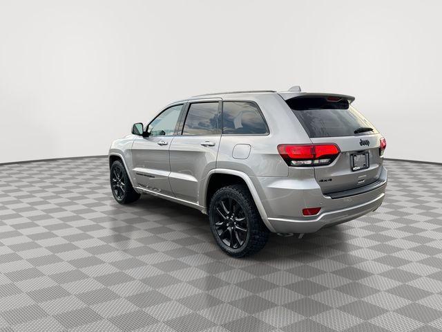 Photo of 2017 Billet Silver Metallic Clearcoat Jeep Grand Cherokee