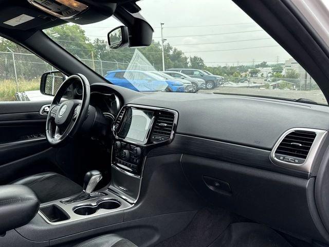 Photo of 2019 Bright White Clearcoat Jeep Grand Cherokee