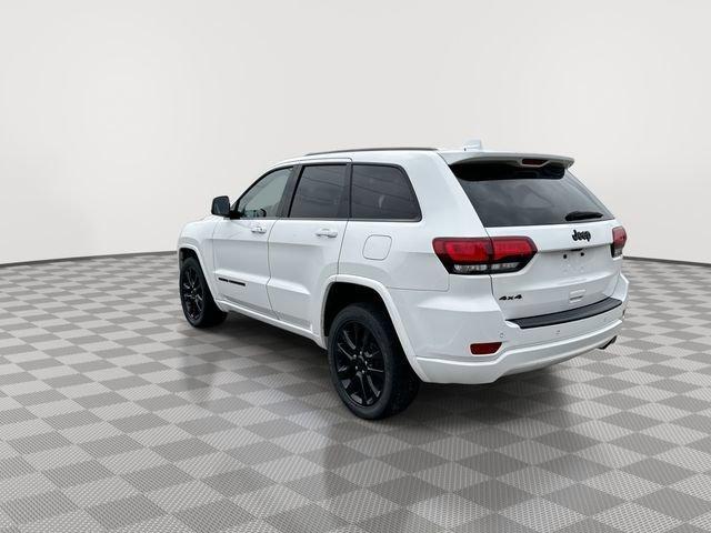 Photo of 2019 Bright White Clearcoat Jeep Grand Cherokee