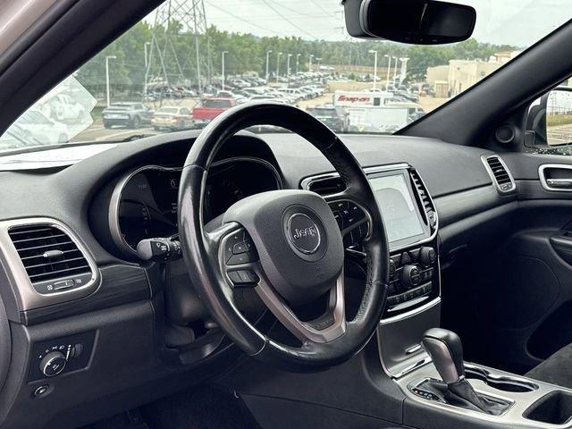 Photo of 2019 Bright White Clearcoat Jeep Grand Cherokee