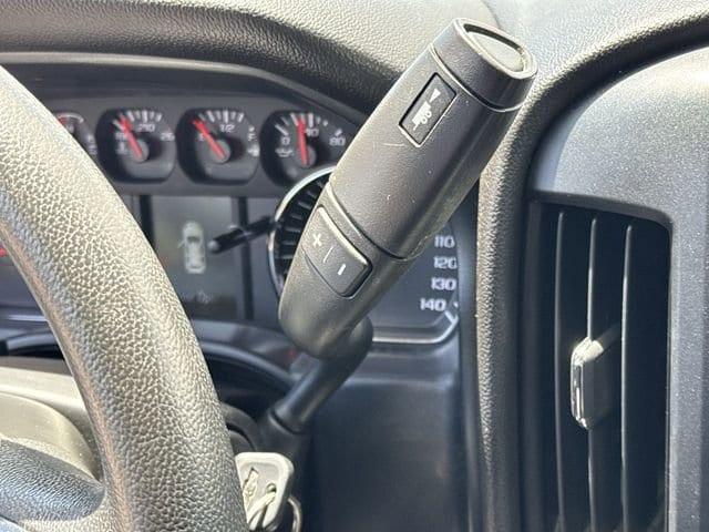 Photo of 2018 Silver Ice Metallic Chevrolet Silverado 1500