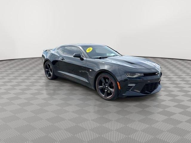 Photo of 2017 Black Chevrolet Camaro