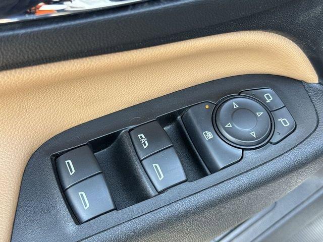 Photo of 2020 Iridescent Pearl Tricoat Chevrolet Equinox