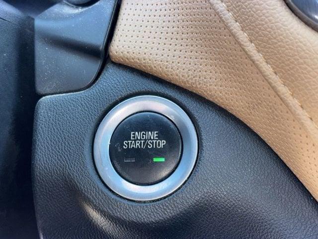 Photo of 2020 Iridescent Pearl Tricoat Chevrolet Equinox