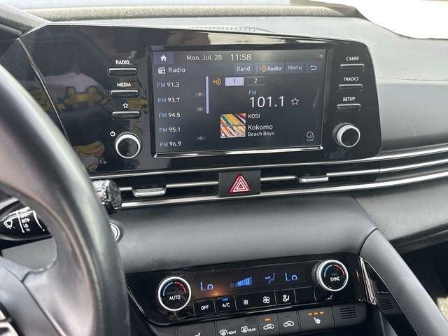 Photo of 2021 Intense Blue Hyundai ELANTRA