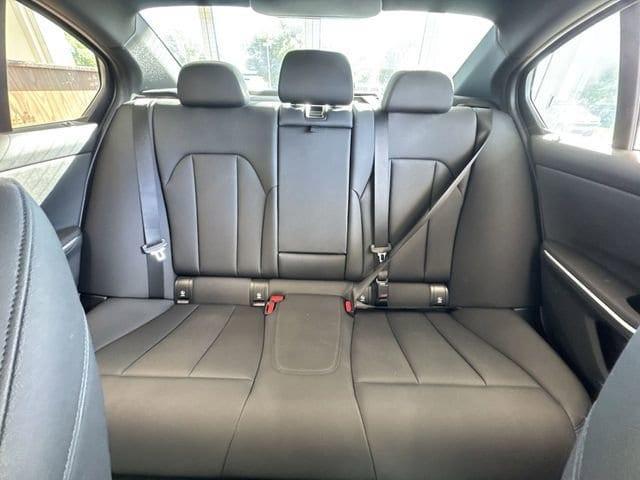 Photo of 2021 Jet Black BMW 330