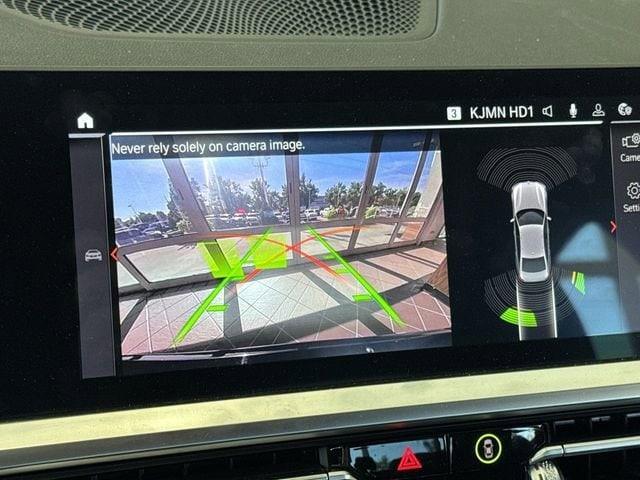 Photo of 2021 Jet Black BMW 330