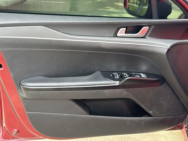 Photo of 2021 Passion Red Kia K5