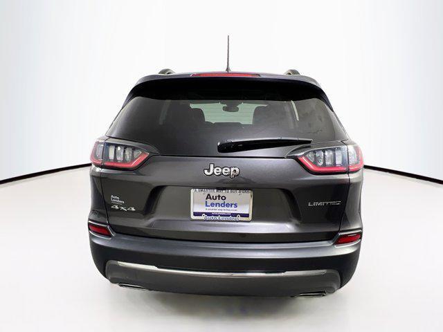Photo of 2022 Granite Crystal Metallic Clearcoat Jeep Cherokee