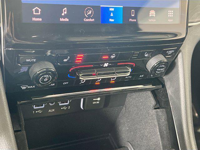 Photo of 2021 Velvet Red Pearlcoat Jeep Grand Cherokee L