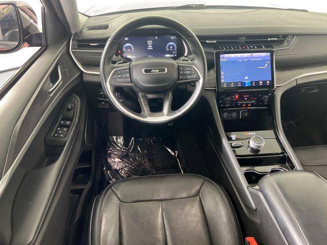Photo of 2021 Velvet Red Pearlcoat Jeep Grand Cherokee L