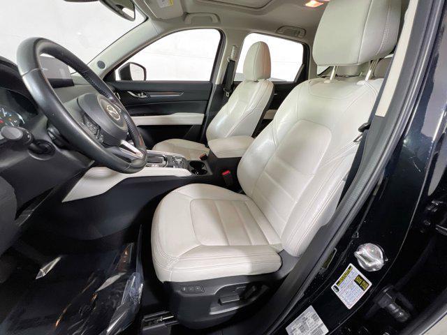 Photo of 2022 Jet Black Mica Mazda CX-5