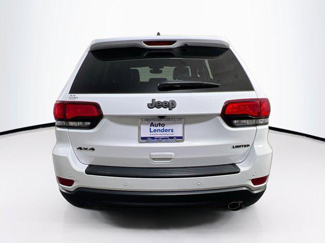Photo of 2022 Bright White Clearcoat Jeep Grand Cherokee