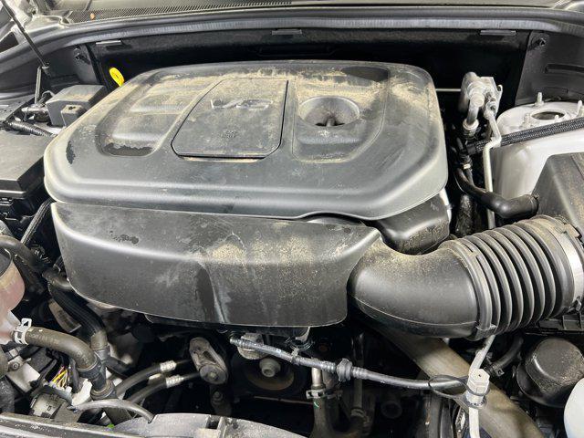 Photo of 2022 Bright White Clearcoat Jeep Grand Cherokee