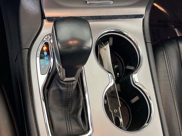 Photo of 2022 Bright White Clearcoat Jeep Grand Cherokee
