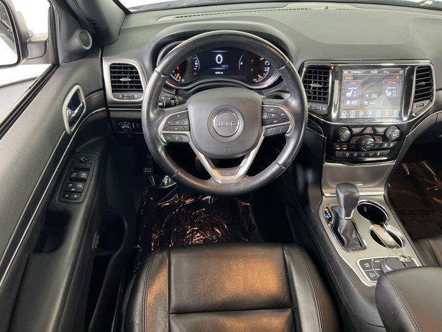 Photo of 2022 Bright White Clearcoat Jeep Grand Cherokee