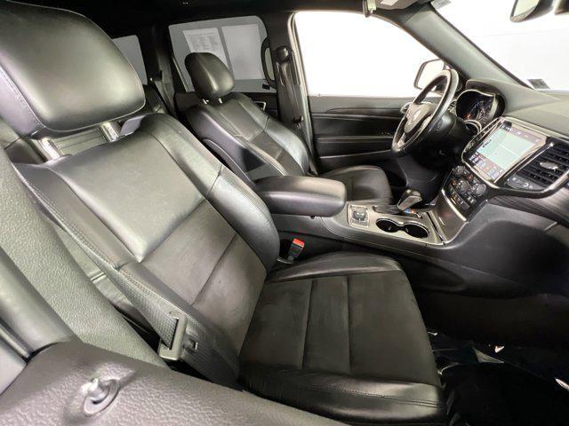 Photo of 2022 Bright White Clearcoat Jeep Grand Cherokee